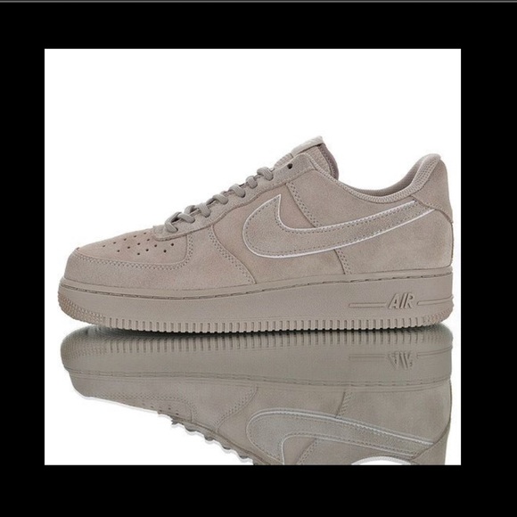 nike air force 1 lv8 suede nike air force 1 lv8 suede